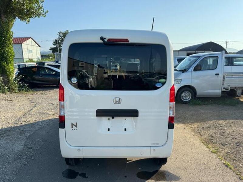 N-VAN