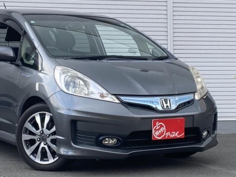 FIT HYBRID