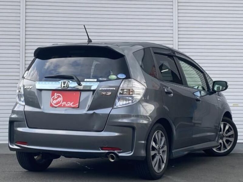 FIT HYBRID