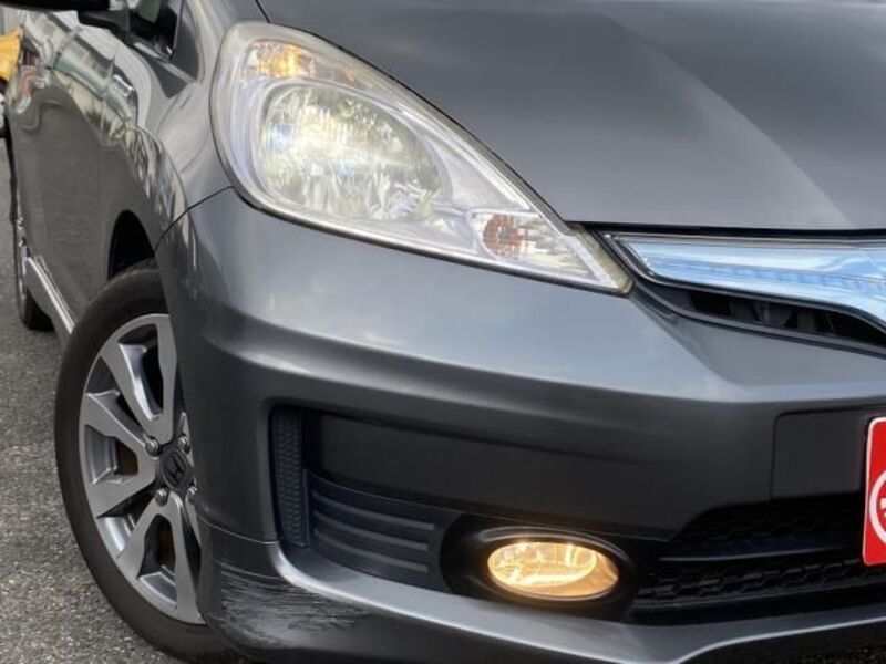 FIT HYBRID