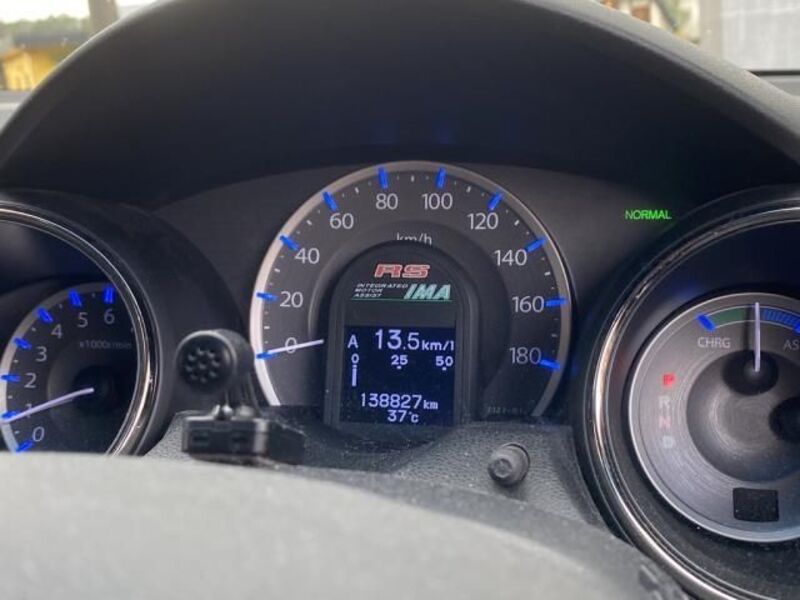FIT HYBRID