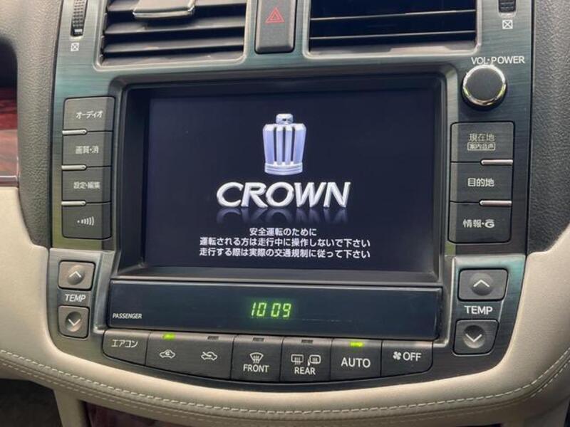 CROWN
