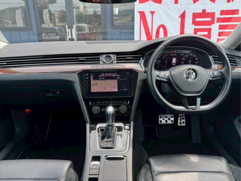 PASSAT VARIANT