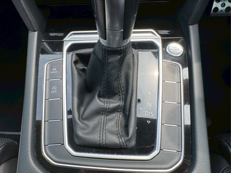 PASSAT VARIANT