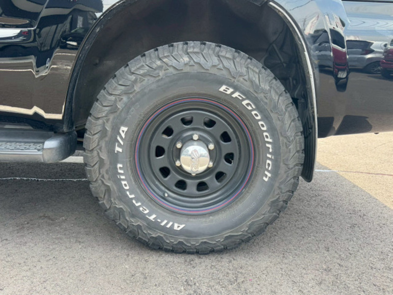 HILUX SURF
