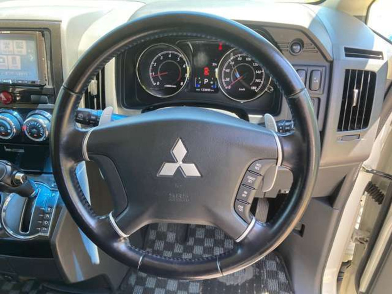 DELICA D5