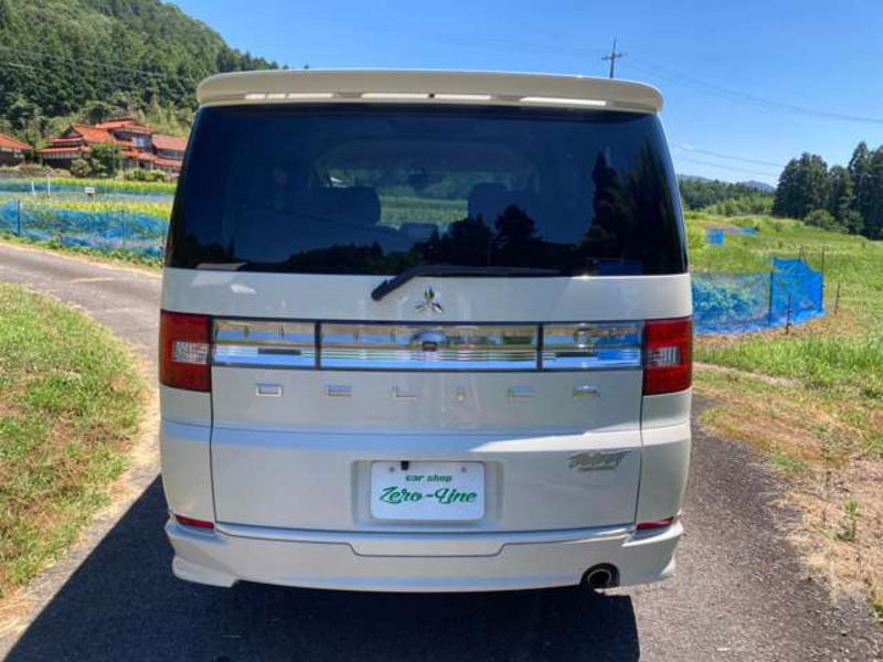 DELICA D5