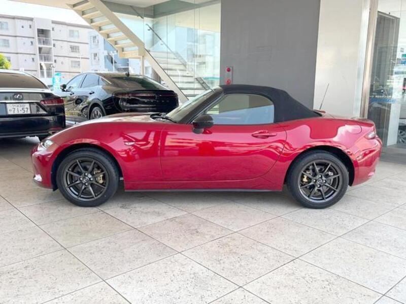 ROADSTER