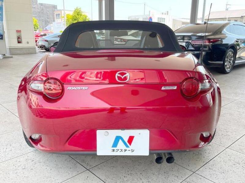 ROADSTER