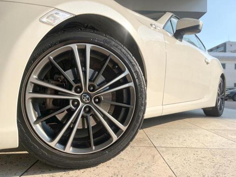 86