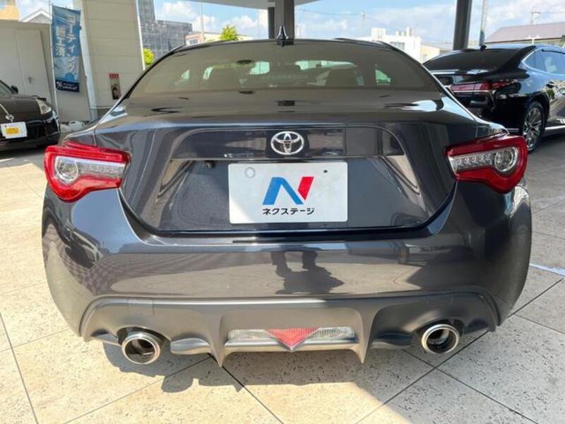 86