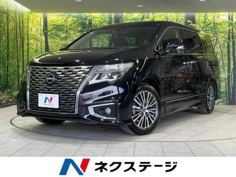 NISSAN ELGRAND