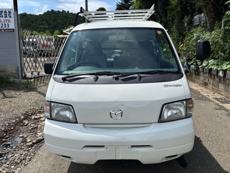 BONGO VAN