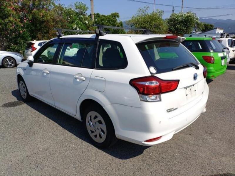 COROLLA FIELDER