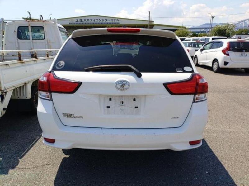 COROLLA FIELDER