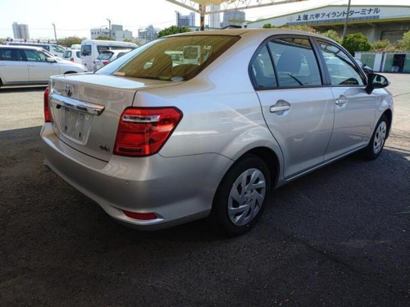 COROLLA AXIO