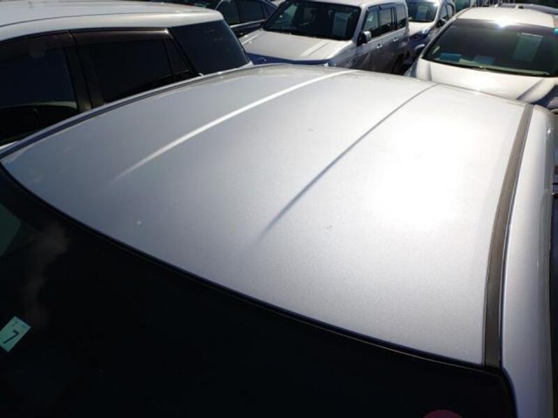 COROLLA AXIO