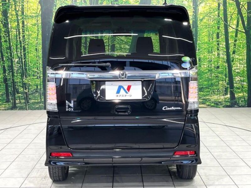 N BOX CUSTOM