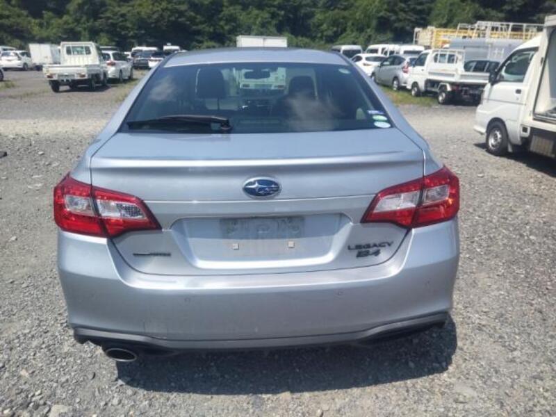 LEGACY B4