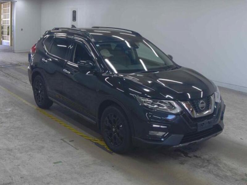 X-TRAIL