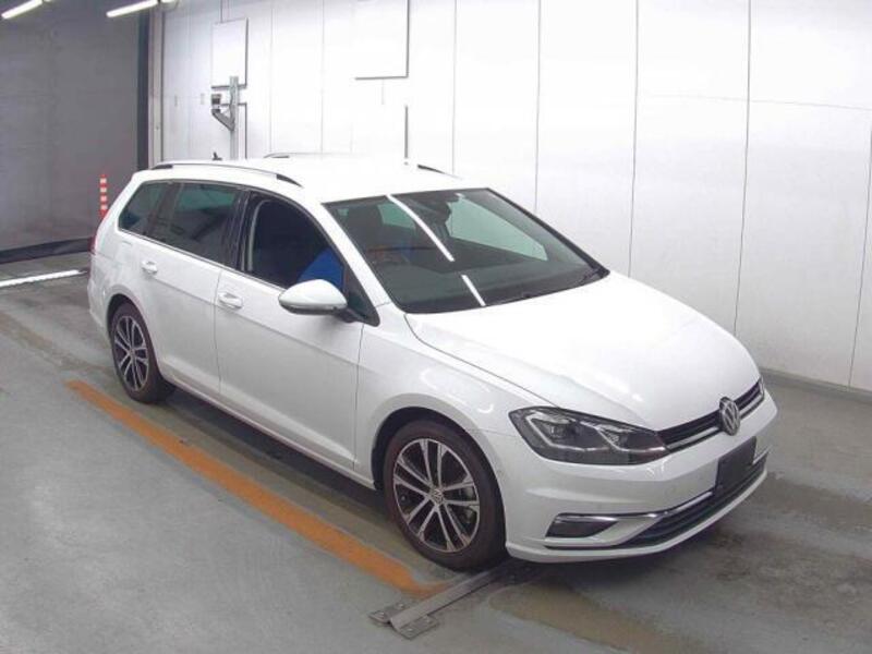 GOLF VARIANT-0