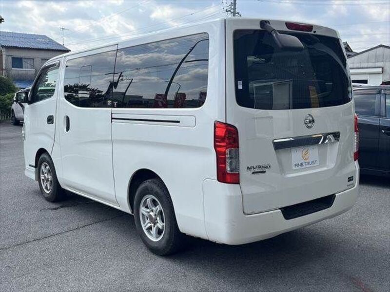 NV350 CARAVAN