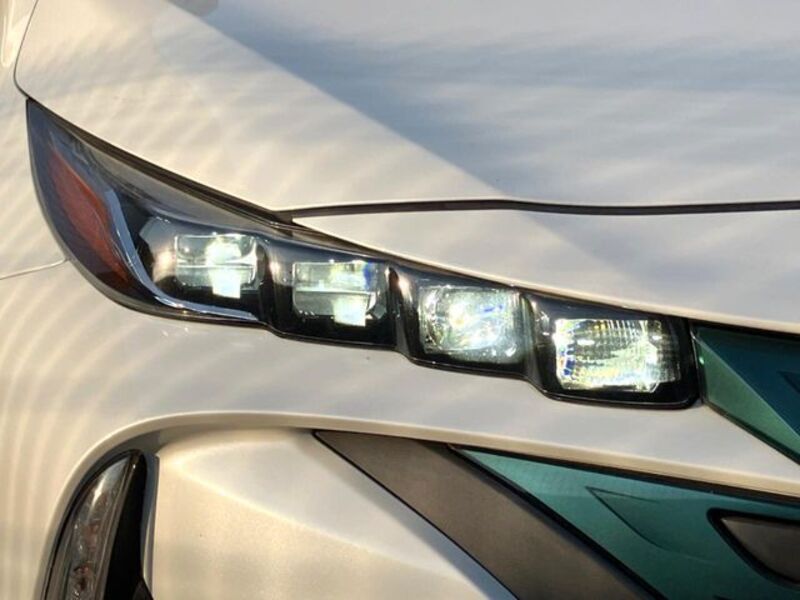 PRIUS PHV