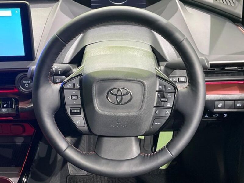 PRIUS PHV
