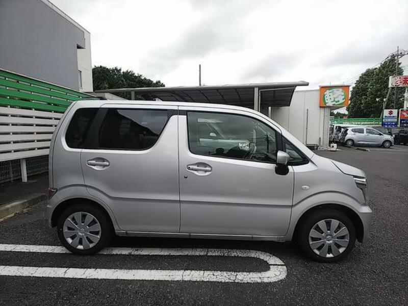 WAGON R