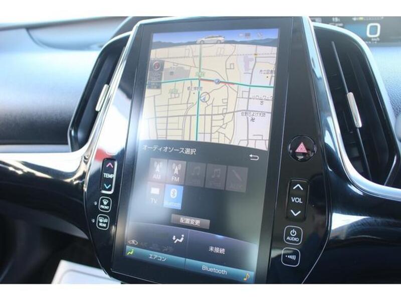 PRIUS PHV