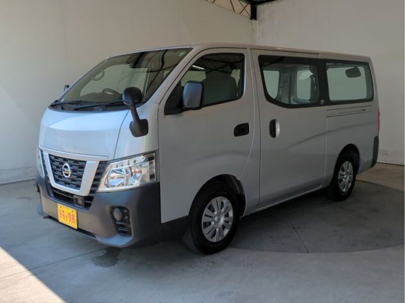 NV350 CARAVAN-0