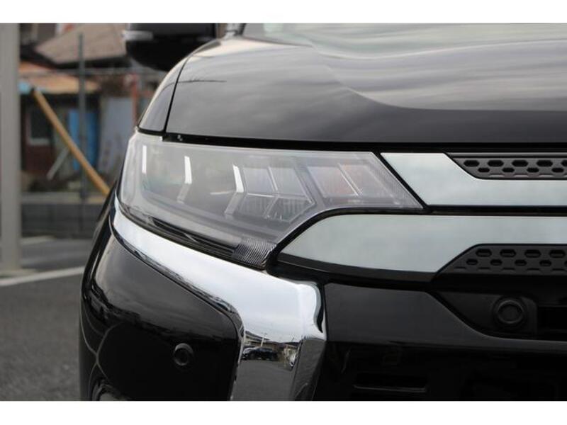 OUTLANDER PHEV