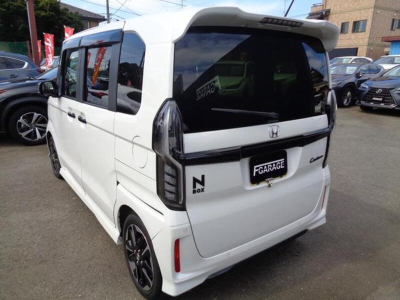 N BOX CUSTOM