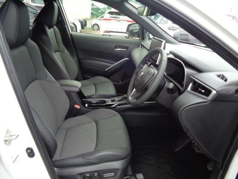 COROLLA CROSS