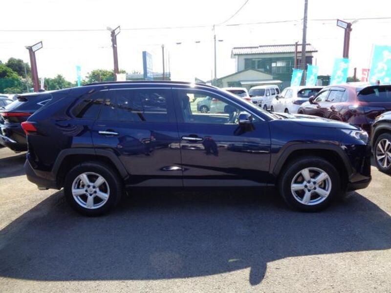 RAV4