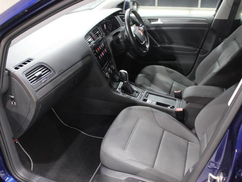 GOLF VARIANT