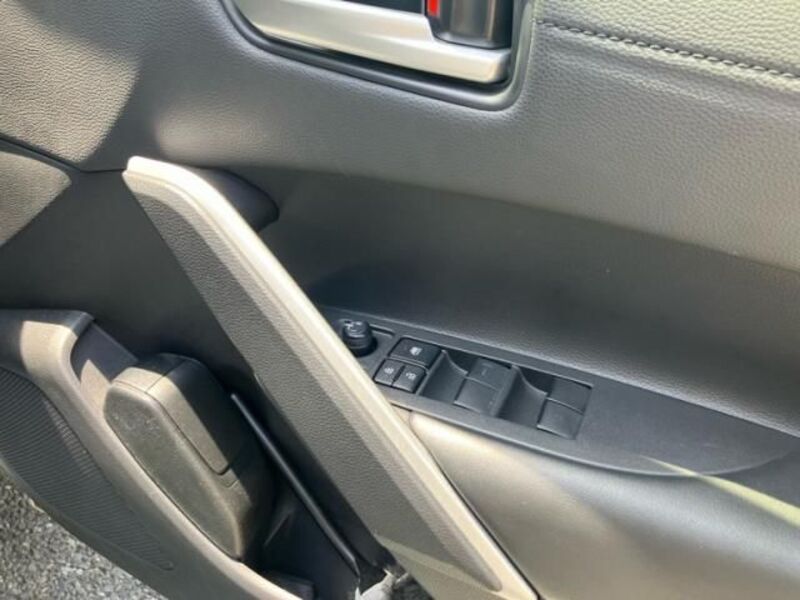COROLLA CROSS