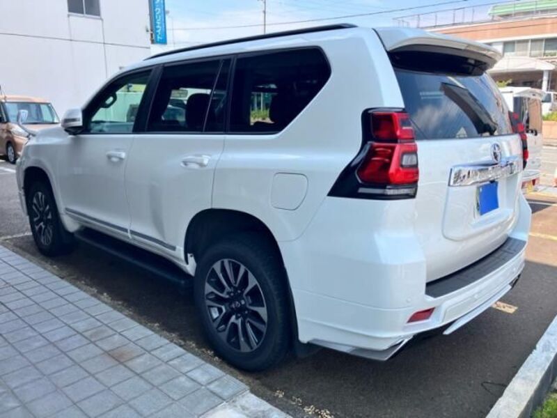 LAND CRUISER PRADO