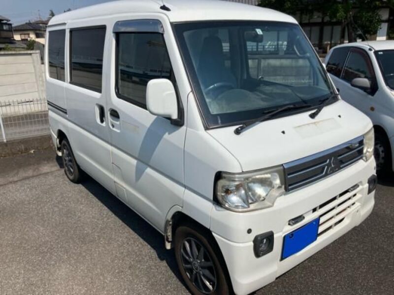 MINICAB VAN
