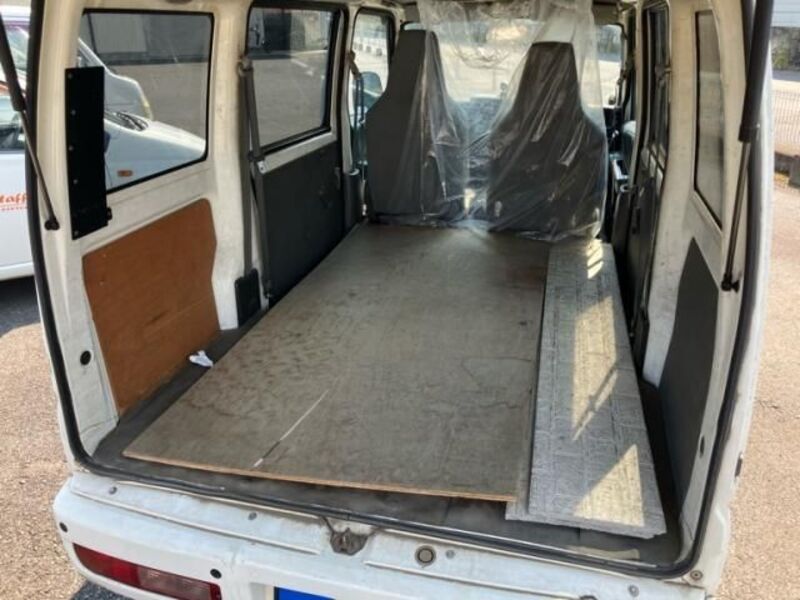 MINICAB VAN