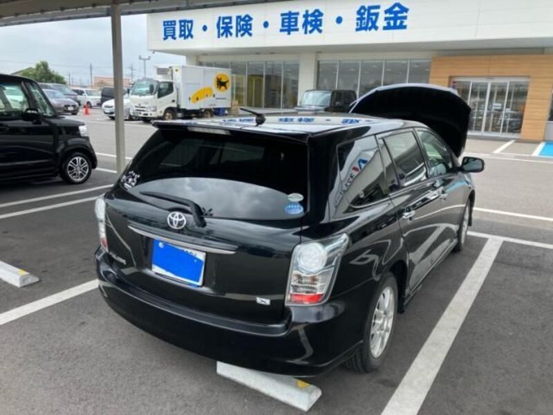 COROLLA FIELDER