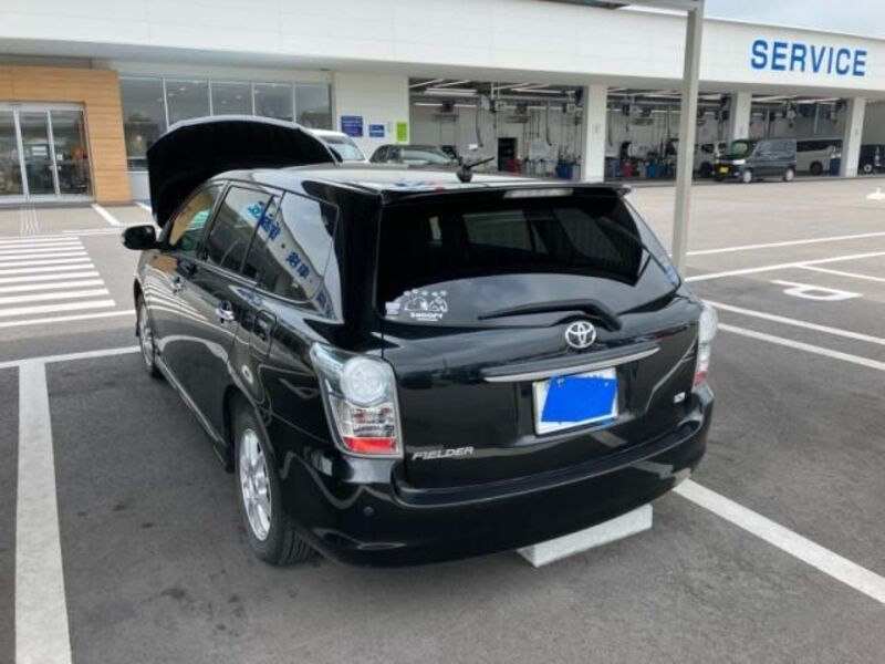 COROLLA FIELDER