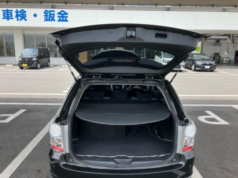 COROLLA FIELDER