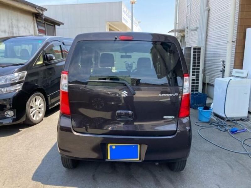 WAGON R