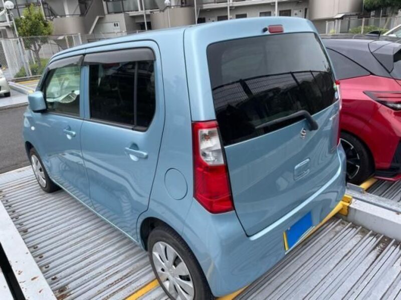 WAGON R