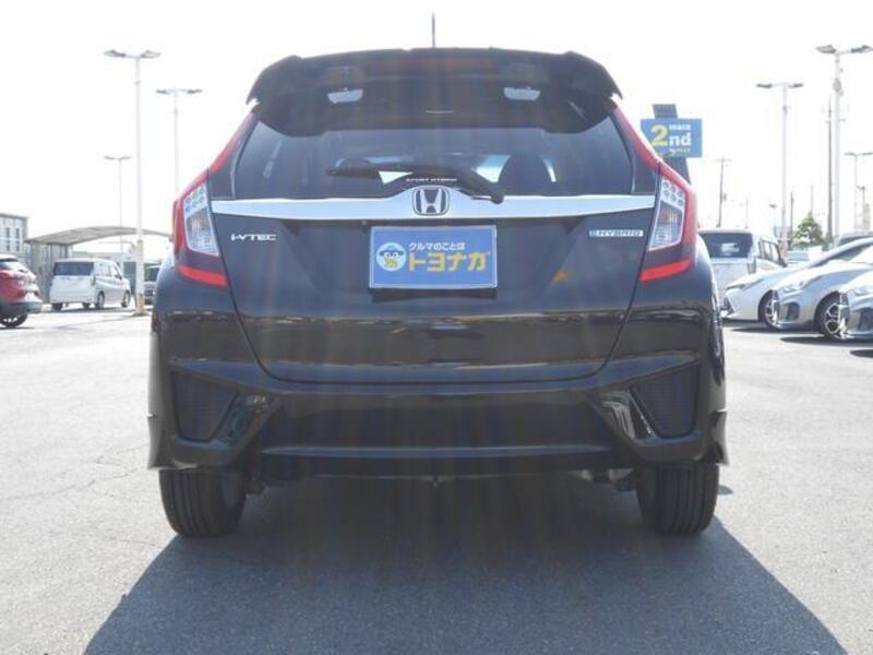 FIT HYBRID