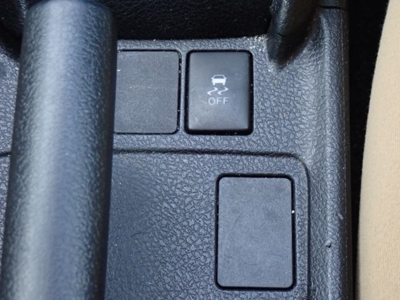 COROLLA AXIO