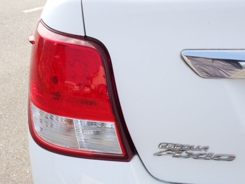 COROLLA AXIO