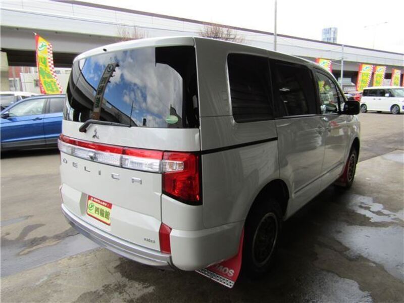 DELICA D5