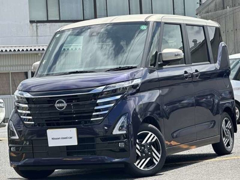 NISSAN ROOX